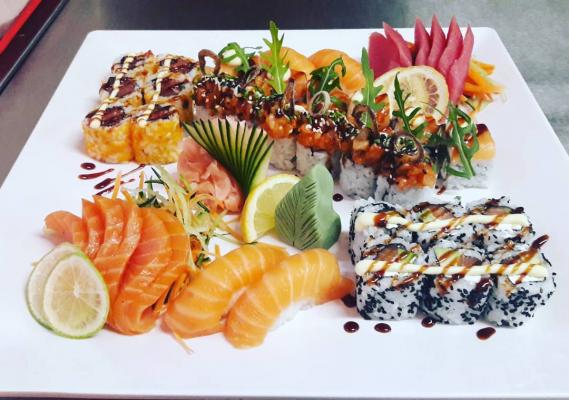 Sushi selection 