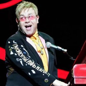 : Elton John és a zongora – elválaszthatatlanok