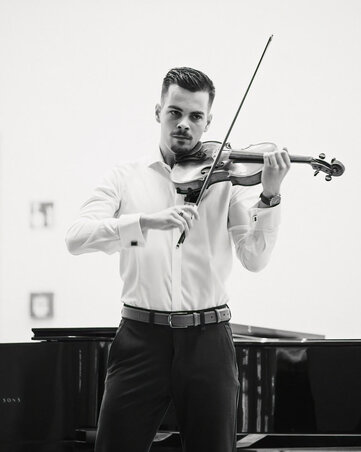 Károlyi István fotója