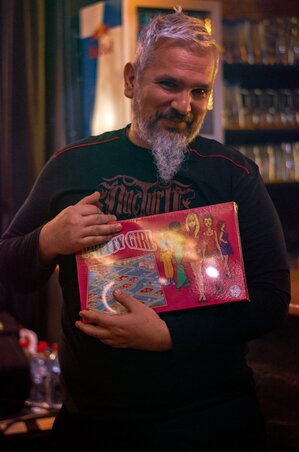 Interjúalanyunk, Marko, egyik kedvenc társasjátékával