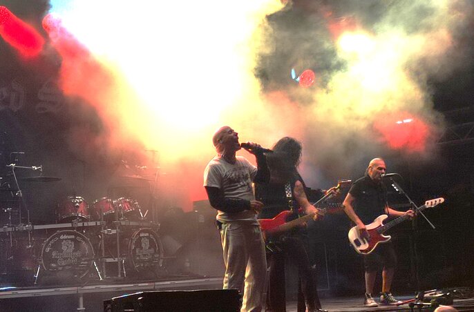 Az Armored Saint bulit még az eső sem tette tönkre Az Armored Saint bulit még az eső sem tette tönkre