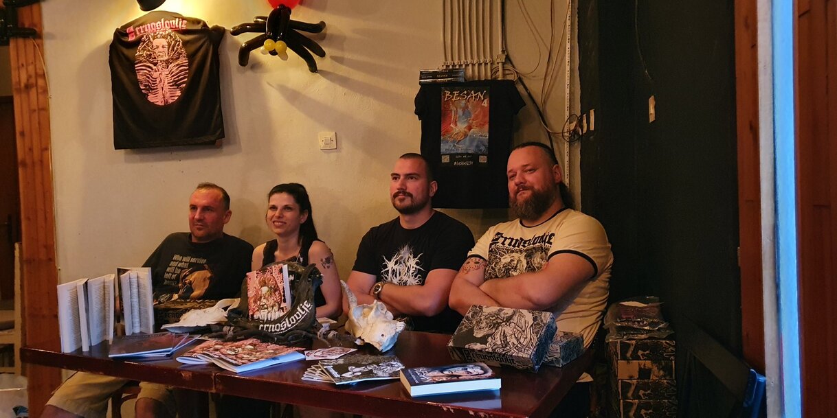 Együtt a Memento Mori, Besan és Crnoslovlje