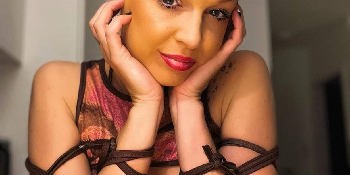 Illés Viktória – DJ Yamina (fotó: www.facebook.com)