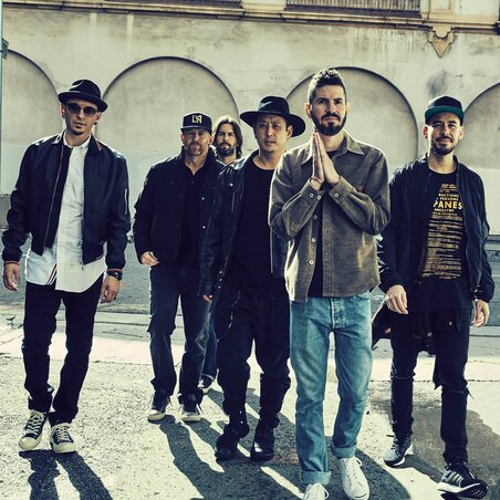 A Linkin Park zenekar Chester Benningtonnal A Linkin Park zenekar Chester Benningtonnal