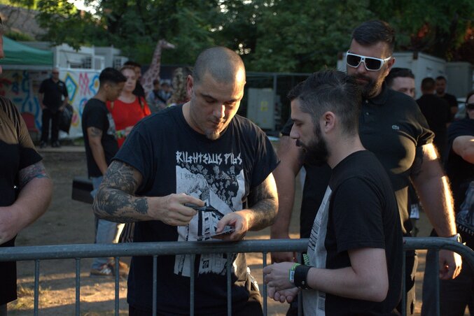 Phil Anselmo többek között a Downstroy énekesével is összefutott Újvidéken Phil Anselmo többek között a Downstroy énekesével is összefutott Újvidéken