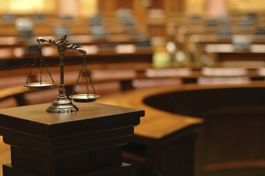 A kép forrása: http://businessemploymentlawyer.com