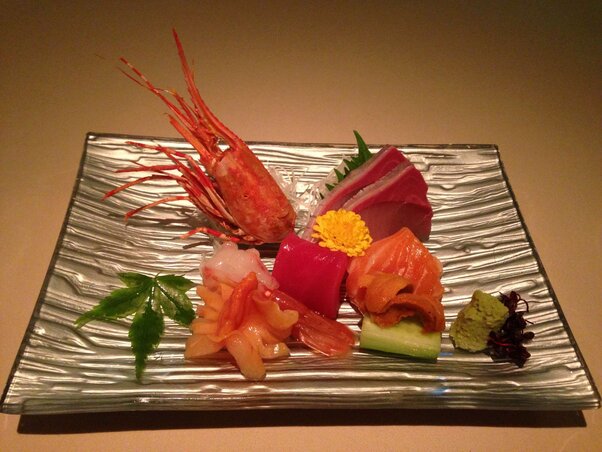 Sashimi tál Sashimi tál