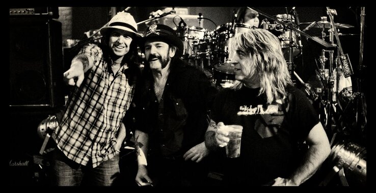 Az utolsó több mint 20 évig tartó Motörhead-felállás: Phil Campbell, Lemmy,Mickey Dee Az utolsó több mint 20 évig tartó Motörhead-felállás: Phil Campbell, Lemmy,Mickey Dee