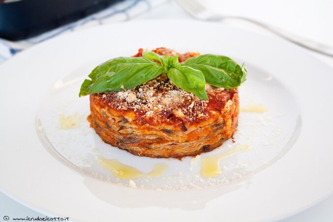 Parmigiana di melanzane – Padlizsán parmigiana Parmigiana di melanzane – Padlizsán parmigiana