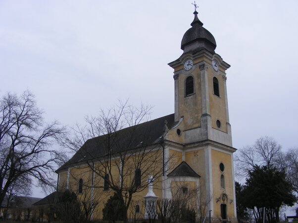 A zsámbéki barokk templom A zsámbéki barokk templom