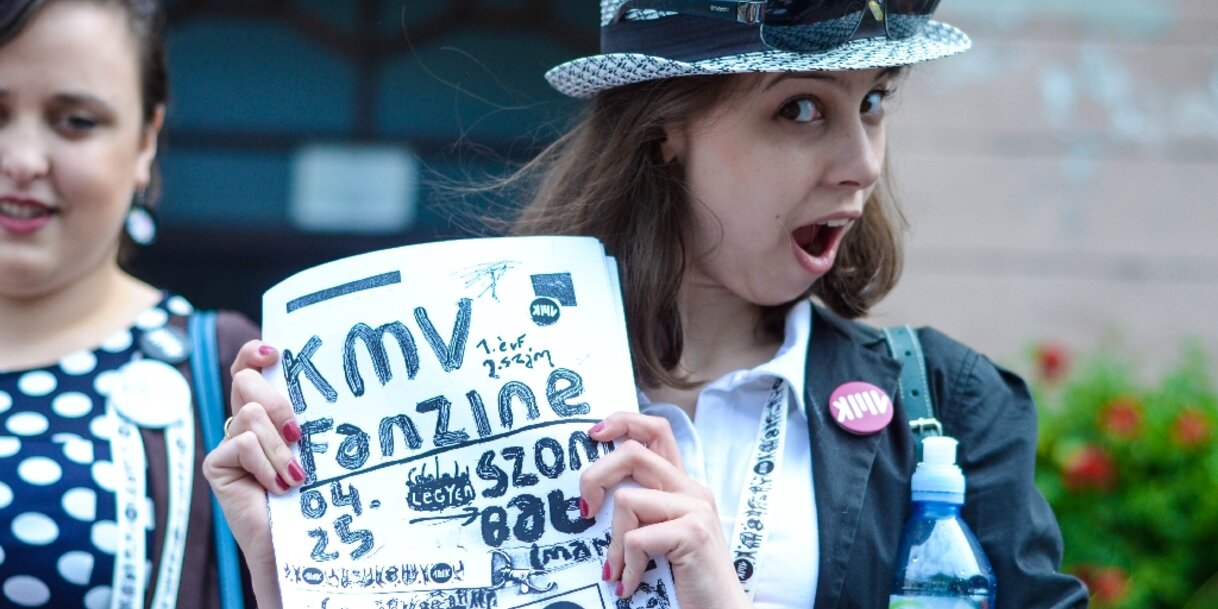 Sári és a KMV-zine