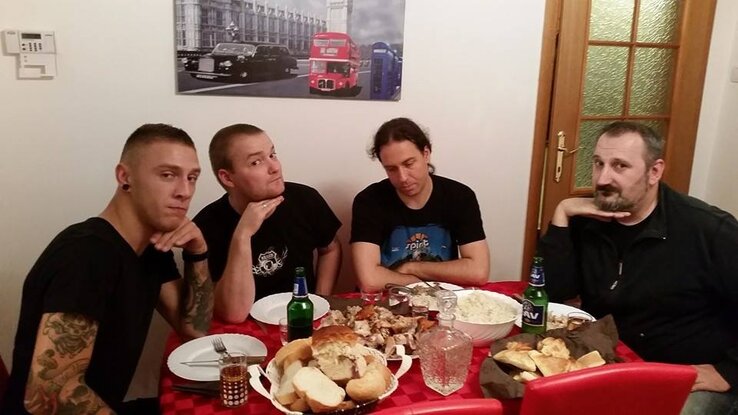 Az élet értelmén mélázva Az élet értelmén mélázva