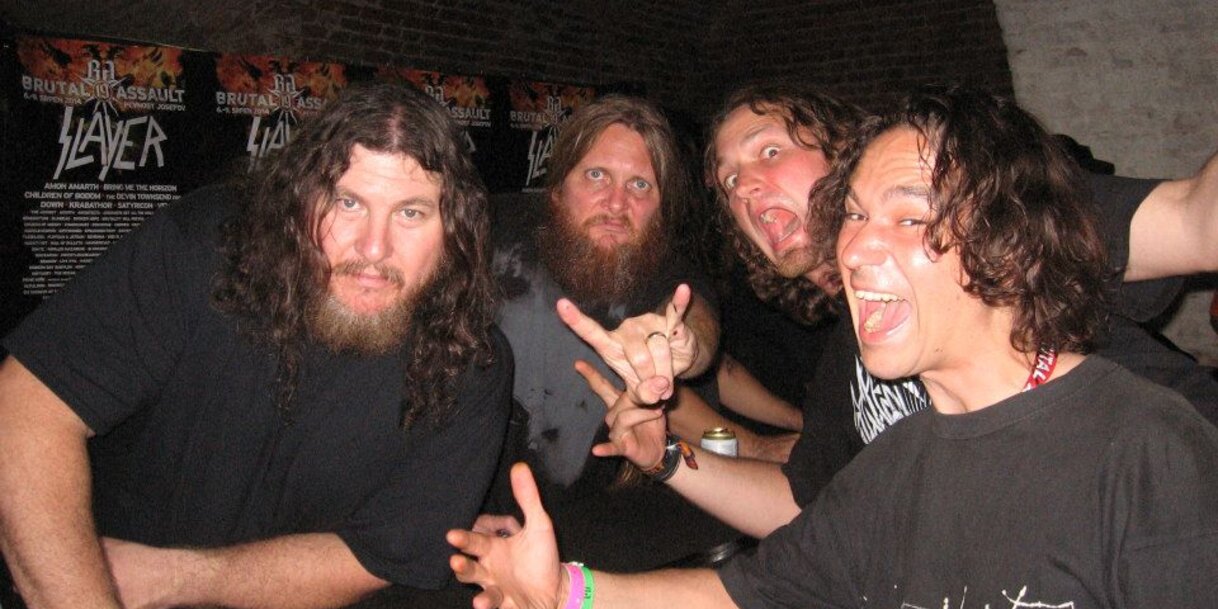 Győri Norbert, jobbról első, a Brutal Assault fesztiválon