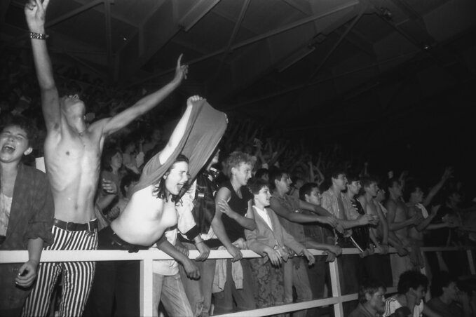 Az Edda Temerinben, 1986.aug.1. - díjnyertes fotó Az Edda Temerinben, 1986.aug.1. - díjnyertes fotó