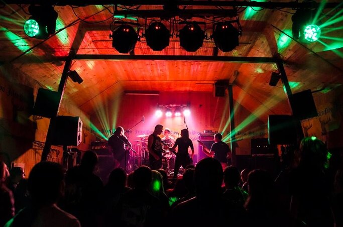 A Zeppelin klubos Sequence-Phrenia-Subscribe koncert után A Zeppelin klubos Sequence-Phrenia-Subscribe koncert után
