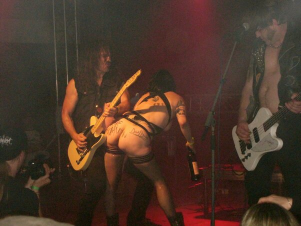 Ajajjjjj... csak anyu meg ne lássa... Pungent Stench - Brutal Assault Ajajjjjj... csak anyu meg ne lássa... Pungent Stench - Brutal Assault