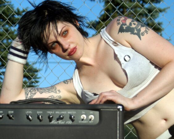 Brody Dalle nagyjából 2010 óta építgeti szólókarrierjét Brody Dalle nagyjából 2010 óta építgeti szólókarrierjét