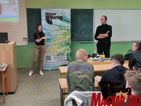A Képes Ifjúság a topolyai Sinkovics József Műszaki Középiskolában