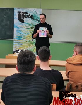 A Képes Ifjúság a topolyai Sinkovics József Műszaki Középiskolában