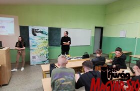 A Képes Ifjúság a topolyai Sinkovics József Műszaki Középiskolában