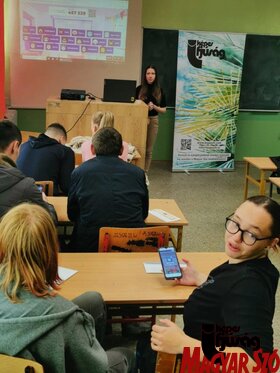A Képes Ifjúság a topolyai Sinkovics József Műszaki Középiskolában