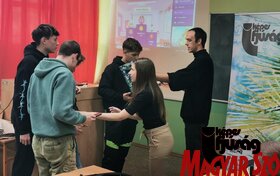 A Képes Ifjúság a topolyai Sinkovics József Műszaki Középiskolában