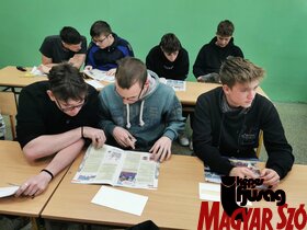 A Képes Ifjúság a topolyai Sinkovics József Műszaki Középiskolában