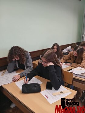 A Képes Ifjúság csapata a zentai Bolyai Tehetséggondozó Gimnáziumban járt