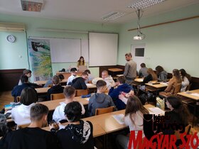 A Képes Ifjúság csapata a zentai Bolyai Tehetséggondozó Gimnáziumban járt