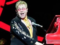 : Elton John és a zongora – elválaszthatatlanok