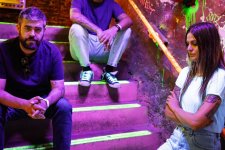 : Stijn Vanhoegaerden - gitár, Peter Mulders – basszusgitár, Stefanie Mannaerts – dob, ének