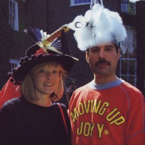 : Love of my life – Mary Austin és Freddie Mercury így ünnepelte 1986. szeptember 5-én az énekes negyvenedik születésnapját