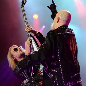 : Halford és Faulkner talpig bőrben mindörökké