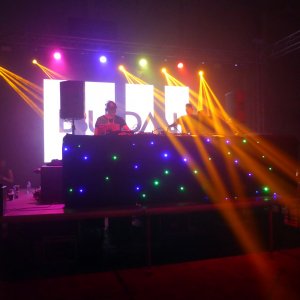: DJ Budai 1990 óta bűvöli a lemezeket, a mixpult gombjait és a hallgatókat
