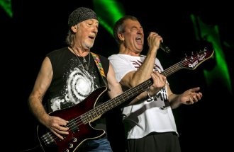 : A Deep Purple két őstagja: Roger Glover és Ian Gillan – ma már mindketten hatvankilenc évesek (Mohai Balázs felvétele)