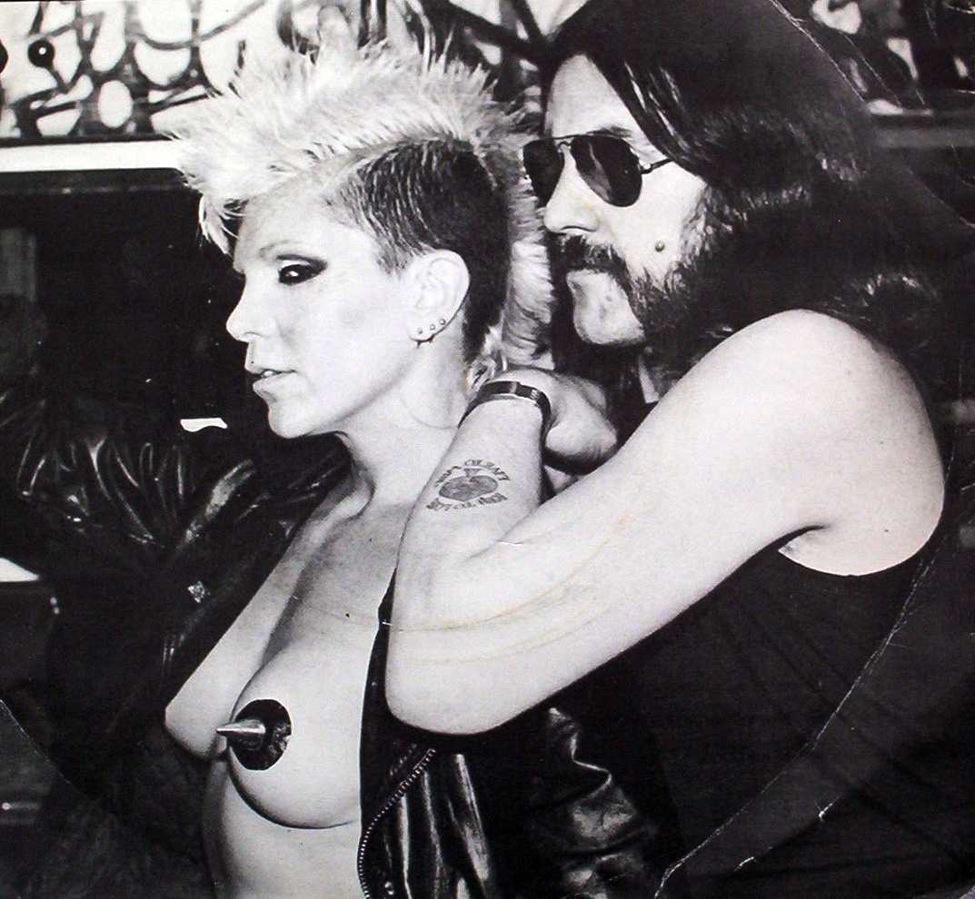 Wendy O. Williams Plasmatics és Lemmy Killmister valamikor a 80-as évek ele...