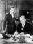 Az utolsó fotók egyike: Sir Arthur Conan Doyle és fia, Adrian, 1930-ban, az író halálának évében