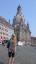Az a pár fekete tégla a katedrális falában az igazi Dresden